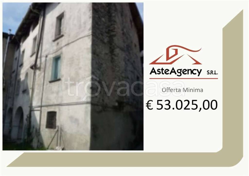 casale in vendita a Ballabio