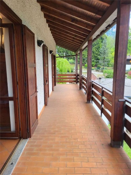 casa indipendente in vendita a Ballabio