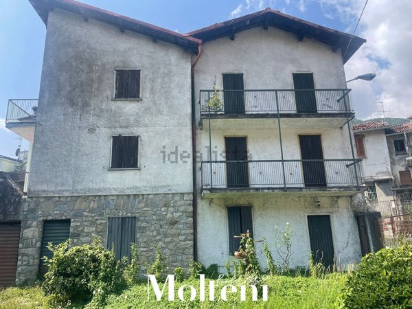 casa semindipendente in vendita a Ballabio