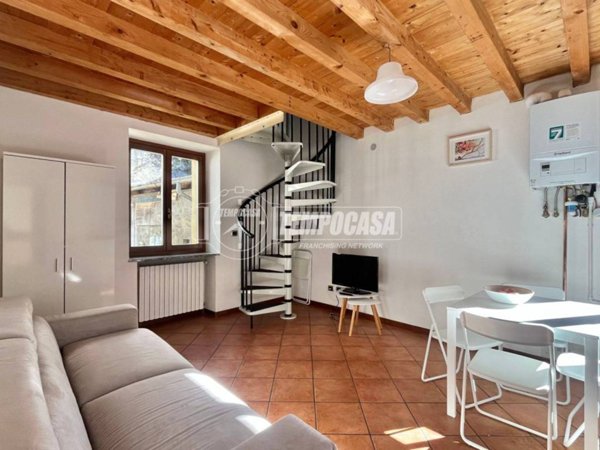 appartamento in vendita a Ballabio