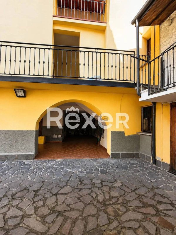 appartamento in vendita a Ballabio