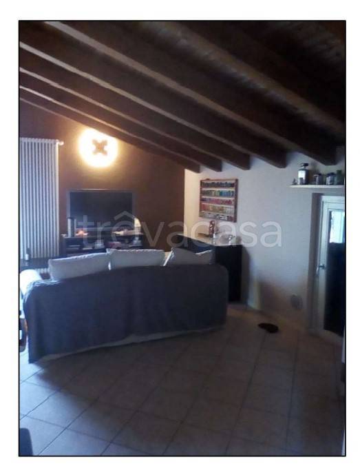 appartamento in vendita a Ballabio