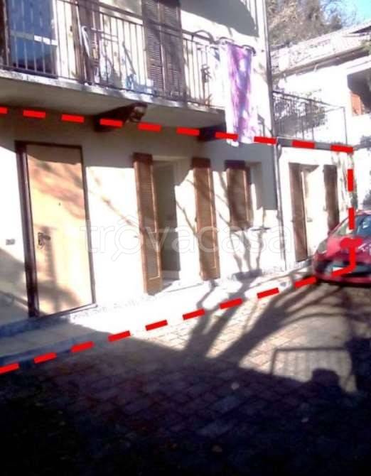 appartamento in vendita a Ballabio