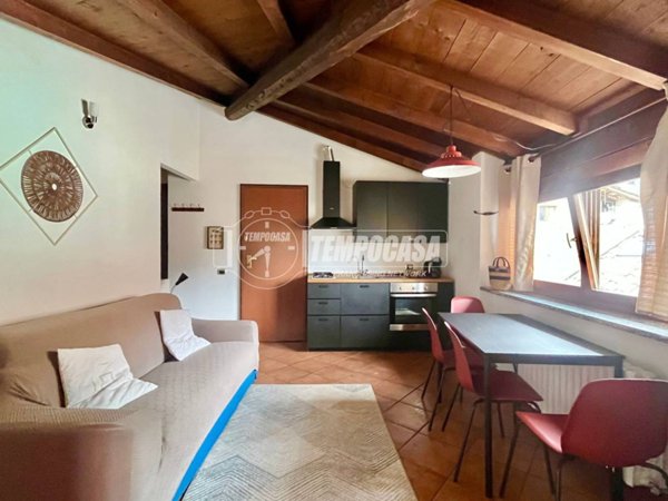 appartamento in vendita a Ballabio