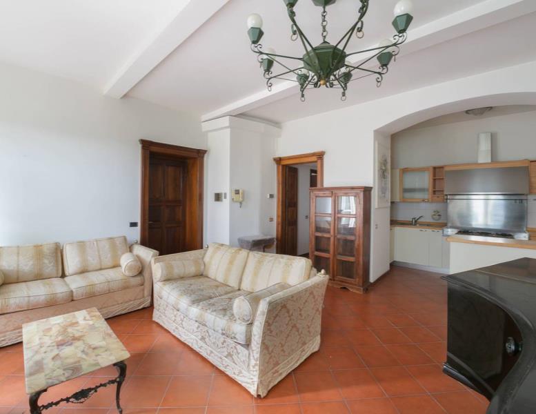 appartamento in vendita a Barzago