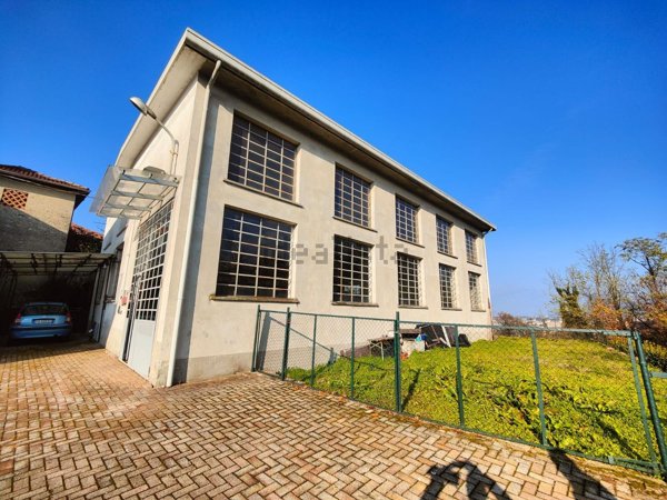 appartamento in vendita a Barzago in zona Bevera