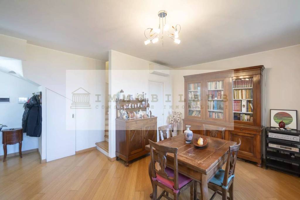 appartamento in vendita a Barzago