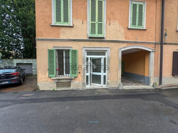 ufficio in vendita a Barzago