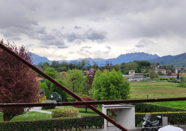 appartamento in vendita a Barzago