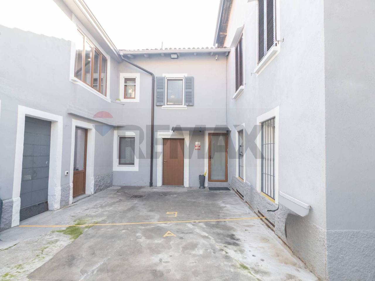 appartamento in vendita a Barzago