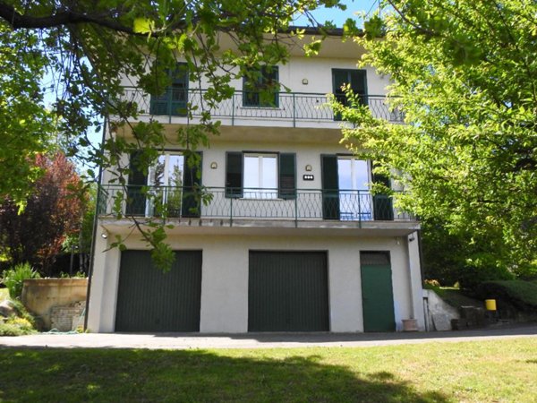 casa indipendente in vendita a Barzago