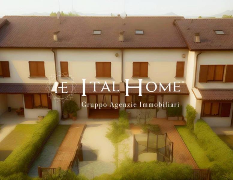 casa indipendente in vendita a Barzanò