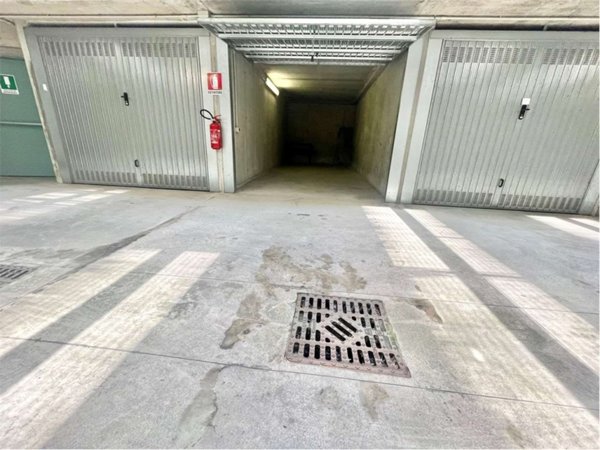 appartamento in vendita a Barzanò