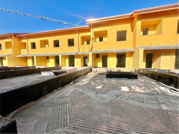casa indipendente in vendita a Barzanò