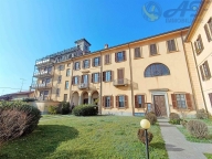 appartamento in vendita a Barzanò