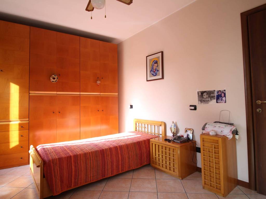 appartamento in vendita a Barzanò