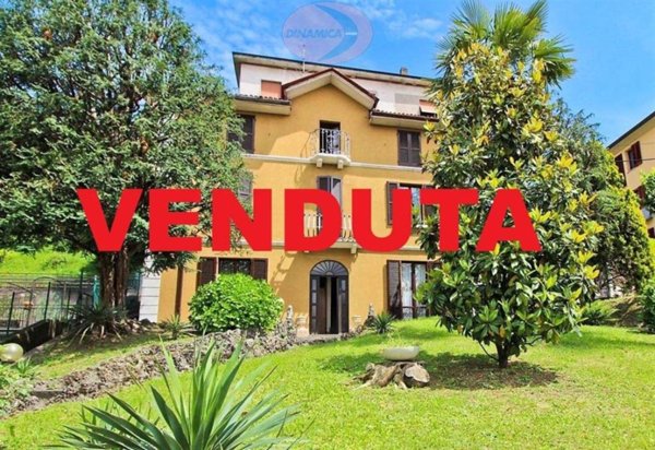casa indipendente in vendita a Barzanò