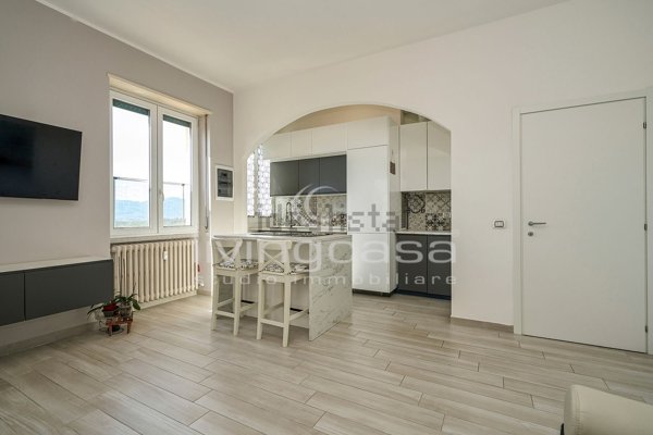 appartamento in vendita a Barzanò