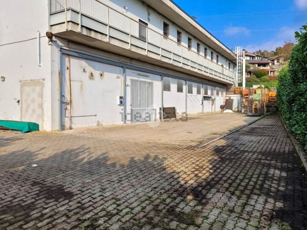 appartamento in vendita a Barzanò