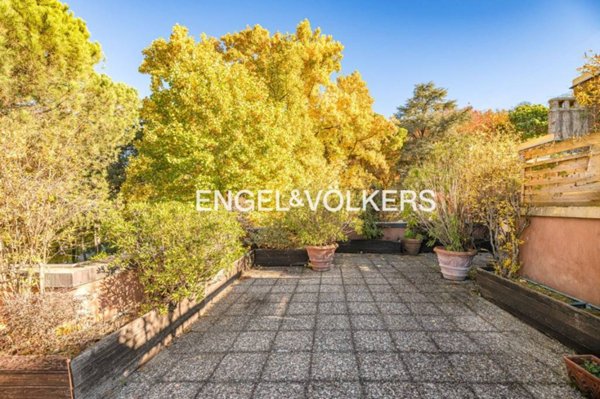 appartamento in vendita a Barzanò