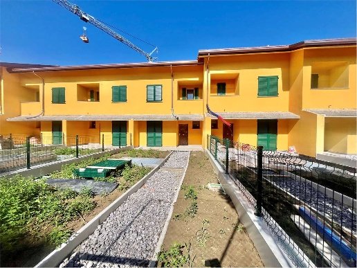 casa indipendente in vendita a Barzanò