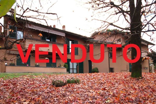 appartamento in vendita a Barzanò