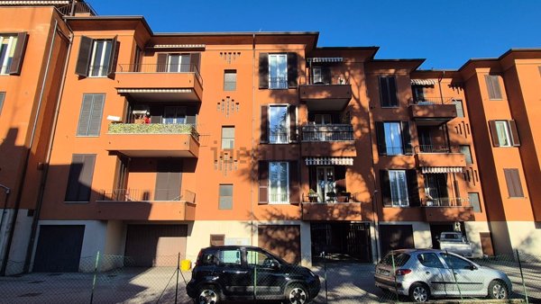 appartamento in vendita a Barzanò