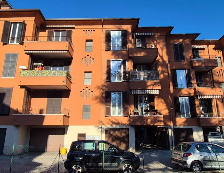 appartamento in vendita a Barzanò in zona Dagò