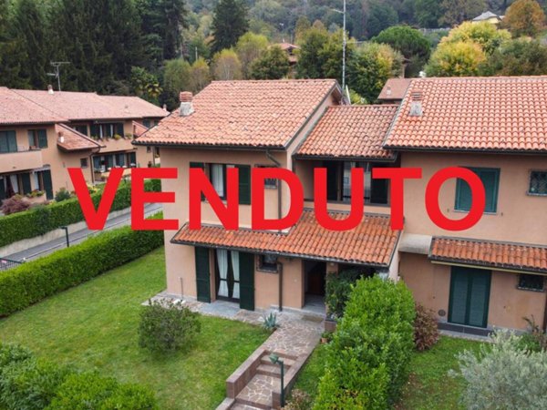 casa indipendente in vendita a Barzanò