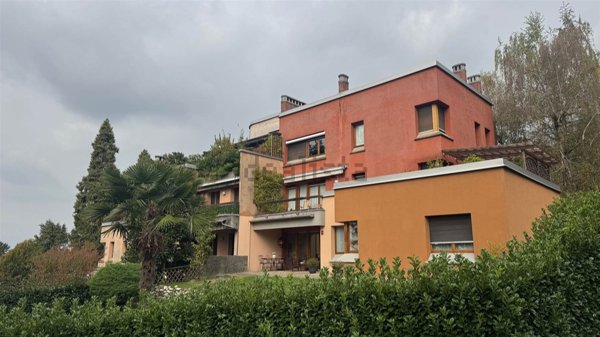 appartamento in vendita a Barzanò