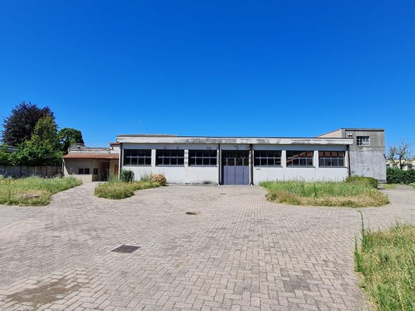 appartamento in vendita a Barzanò