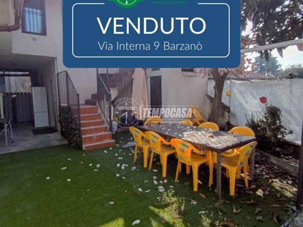 appartamento in vendita a Barzanò