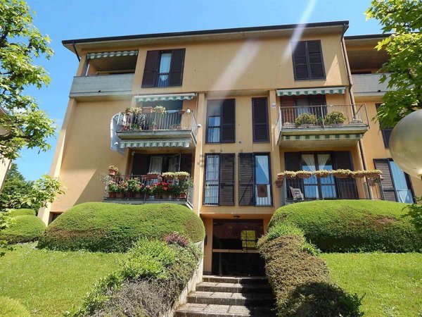 appartamento in vendita a Barzanò