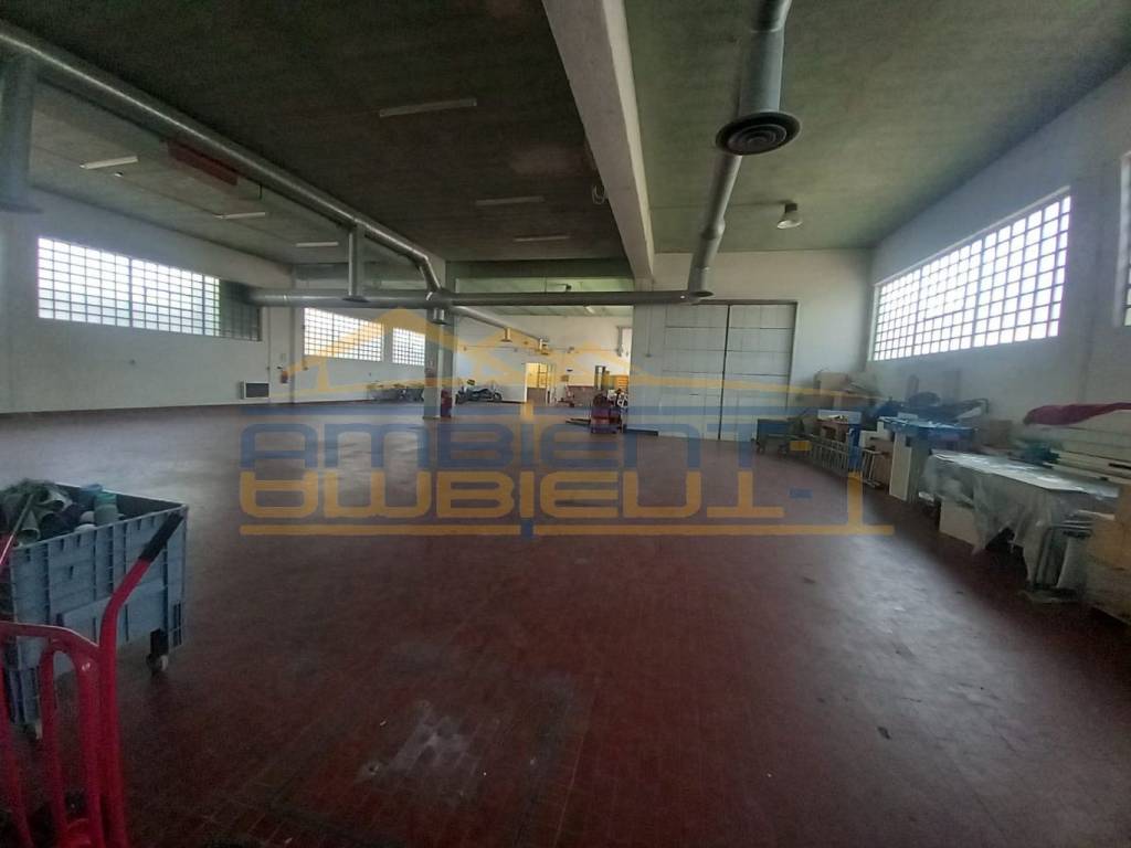 appartamento in vendita a Barzanò