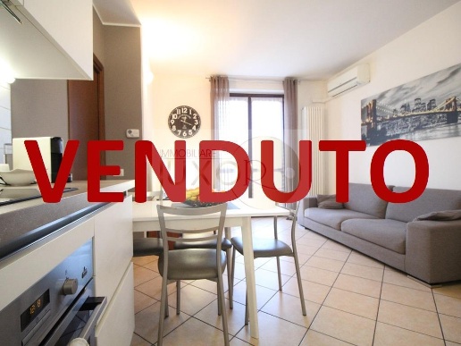 appartamento in vendita a Barzanò in zona Dagò