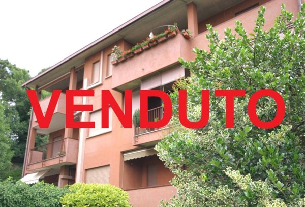 appartamento in vendita a Barzanò in zona Dagò