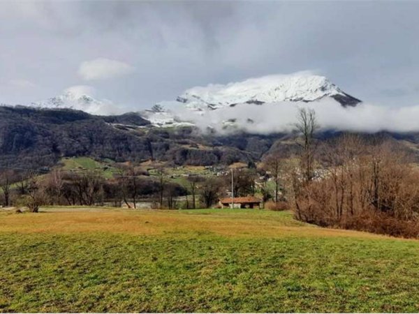 terreno edificabile in vendita a Barzio
