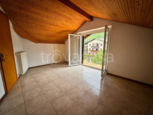 appartamento in vendita a Barzio in zona Concenedo