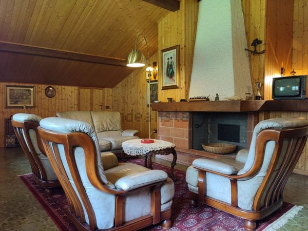 villa in vendita a Barzio