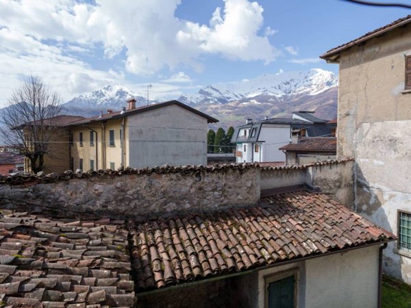 casa indipendente in vendita a Barzio