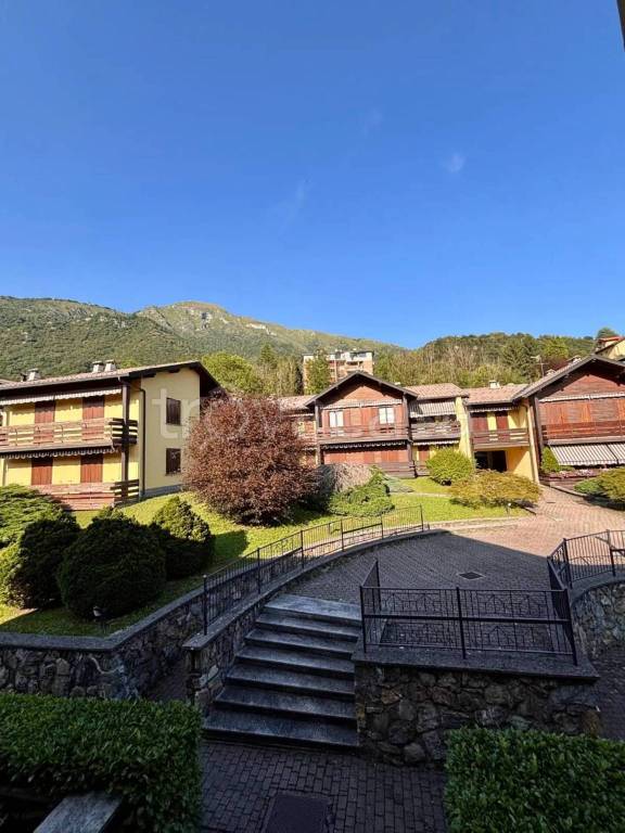 casa indipendente in vendita a Barzio