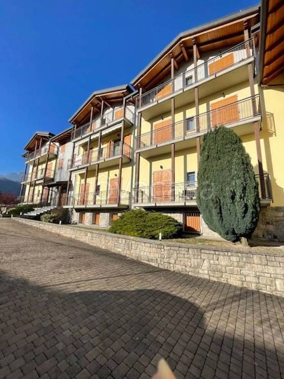 appartamento in vendita a Barzio