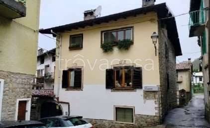 appartamento in vendita a Barzio in zona Concenedo