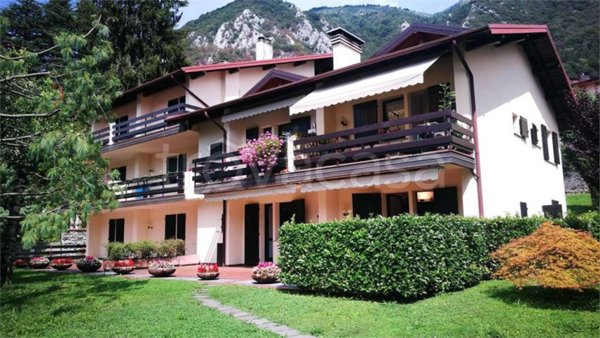 appartamento in vendita a Barzio