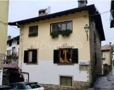 appartamento in vendita a Barzio