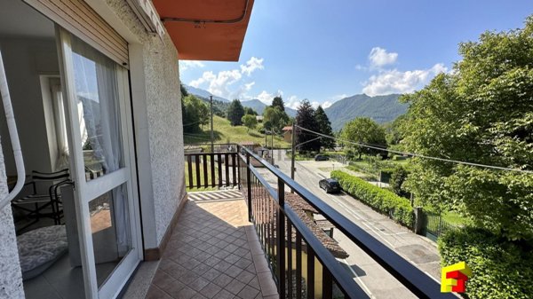 appartamento in vendita a Barzio in zona Concenedo