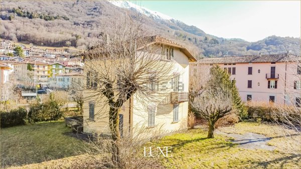 casa indipendente in vendita a Barzio