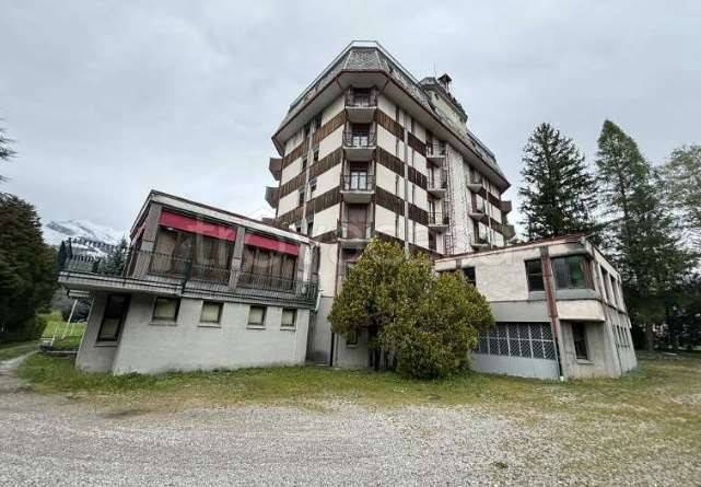 negozio in vendita a Barzio
