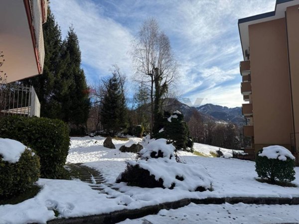 appartamento in vendita a Barzio in zona Concenedo