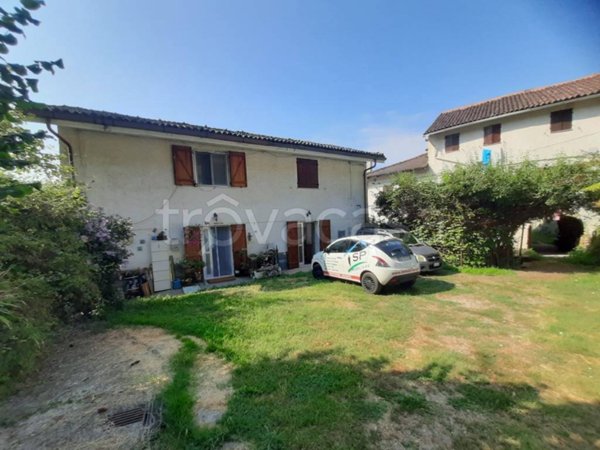 casa indipendente in vendita a Cremolino in zona Piazze